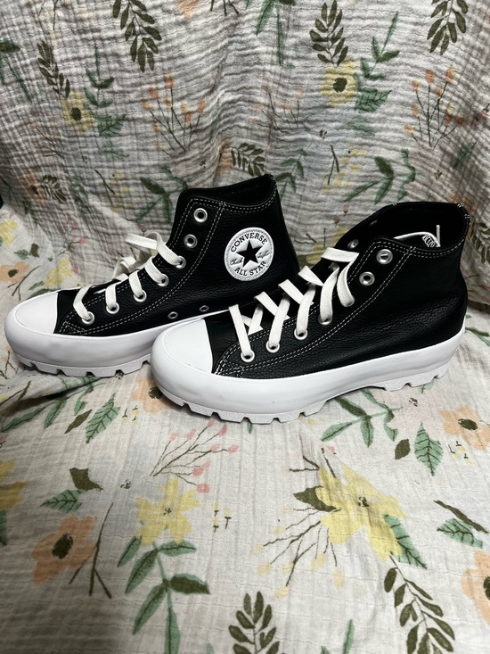 Converse Shoes - Converse CTAS Lugged Hi Pebbled Leather Black Brand New 7.5